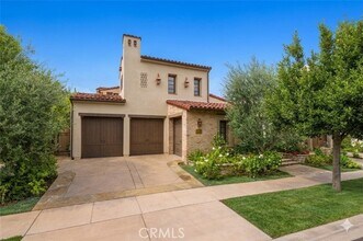 Building Photo - 30 Surfspray Bluff