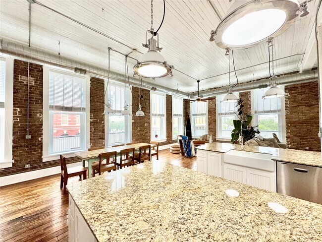 Foto del edificio - 219 22nd St