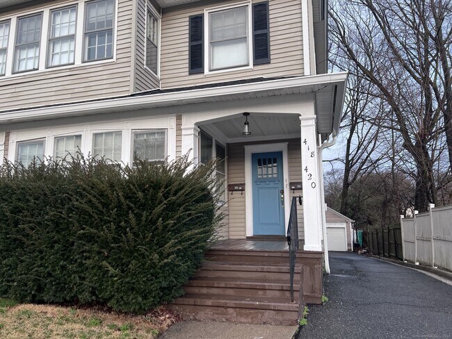 Building Photo - 418 Villa Ave