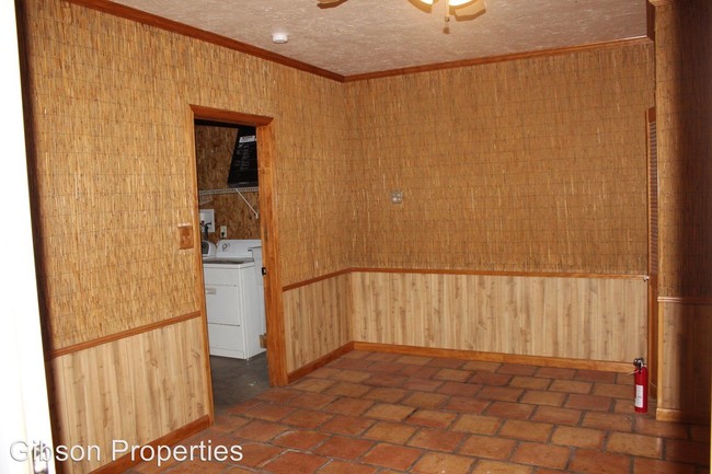 Building Photo - 1 br, 2 bath House - 1025 S Rainbow Ranch Rd