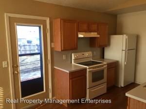 Building Photo - 921 Periwinkle Dr