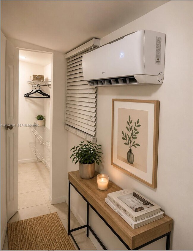 Foto del edificio - 1176 NW 38th St