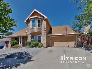 Building Photo - 7815 Snowberry St NW