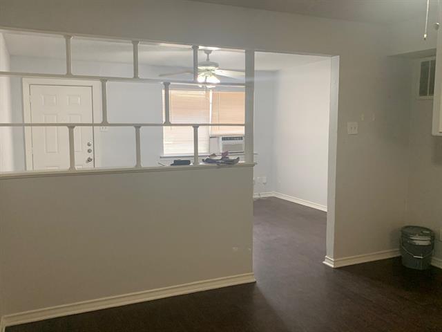 Building Photo - 1005 Custer Rd