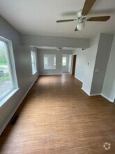 Building Photo - 1082 W Juliah Ave