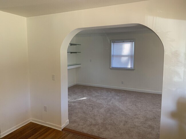 Building Photo - 406 Morningside Dr