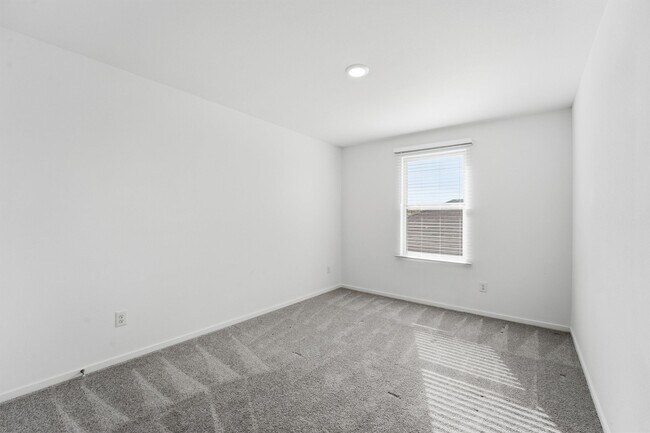 Foto del edificio - 21014 Arcata Frst Trl