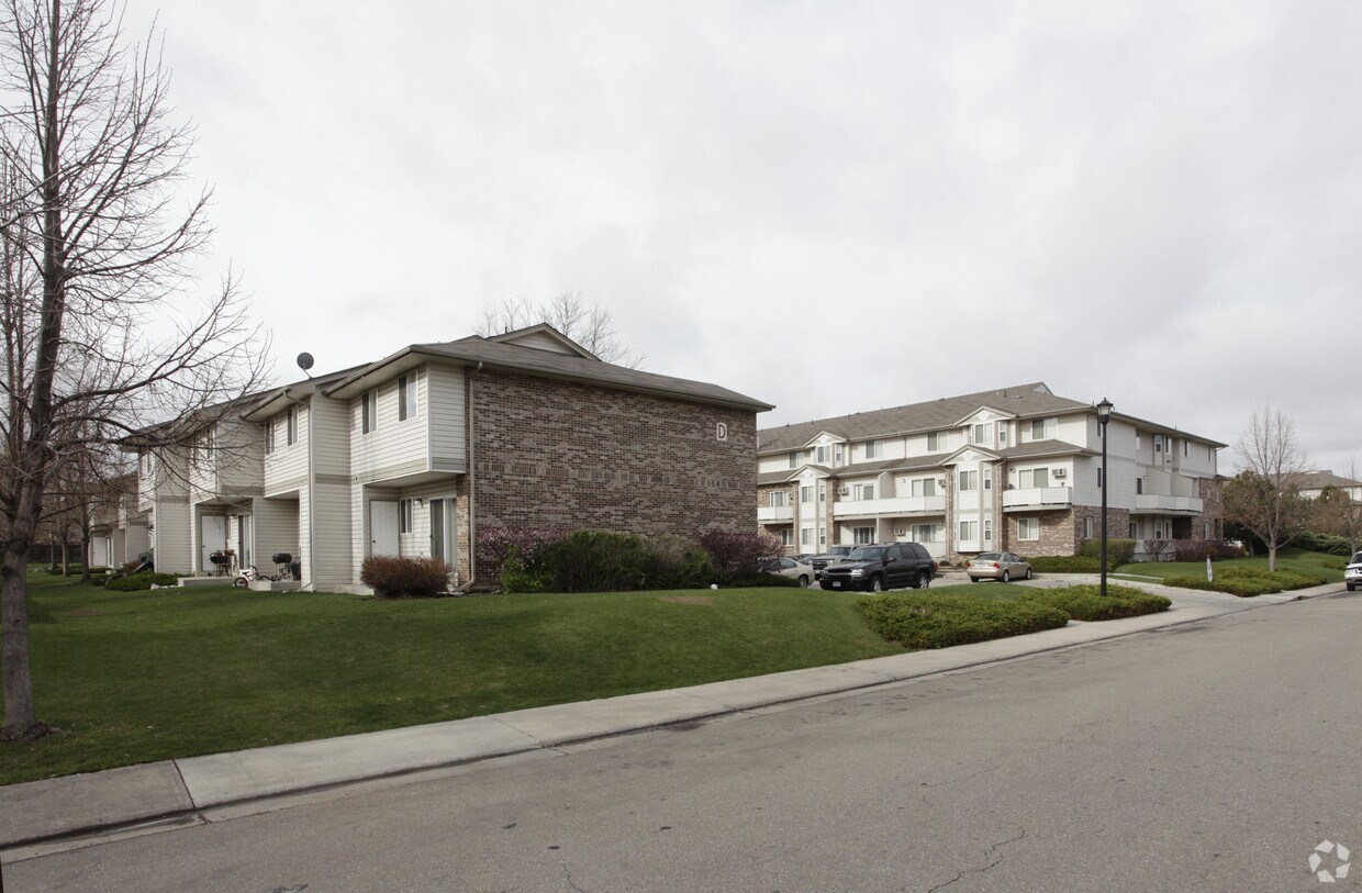 Eastglen Apartments Apartments in Longmont, CO