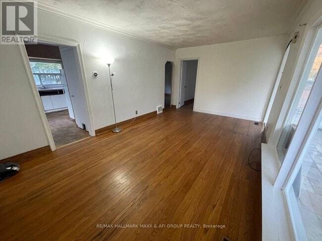 Building Photo - 54 Highland Park Blvd