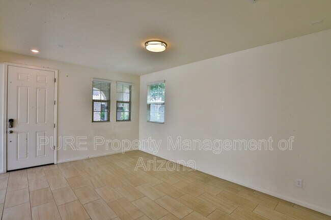 Foto del edificio - 3113 S Scarlet Ln
