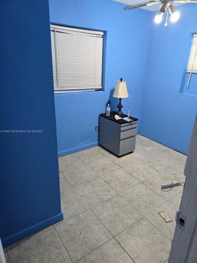 Foto del edificio - 2237 Simms St