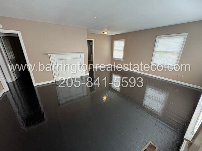 Foto del edificio - 1420 Warrior Rd