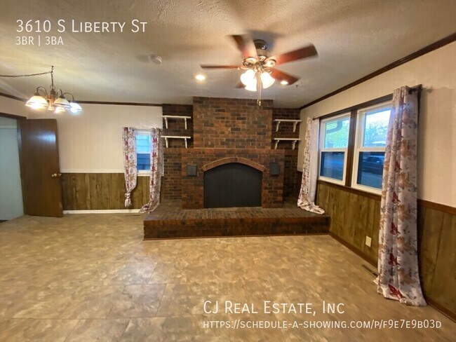 Building Photo - 3610 S Liberty St