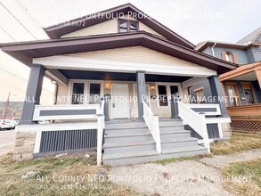 Building Photo - 19 N Wayne Ave