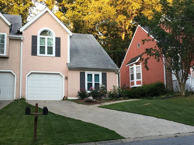 Building Photo - 5152 Laurel Bridge Ct SE