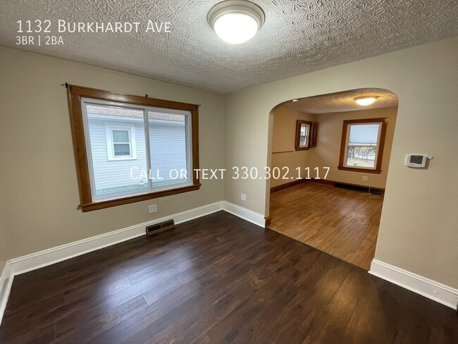 Building Photo - Three bedroom two bathroom home for rent