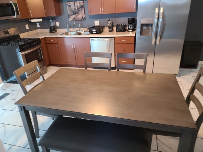 Foto del edificio - 1426 State St