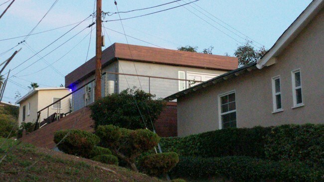 Parte trasera de la casa - 13509 Terrace Pl