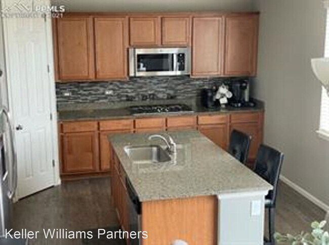 Foto del edificio - 4 br, 3 bath House - 7114 Laurel Cherry Ct