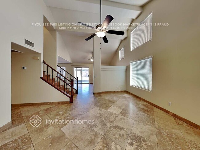 Foto del edificio - 1906 E Kings Ave