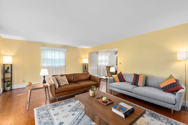 Foto del edificio - 1424 Brent St