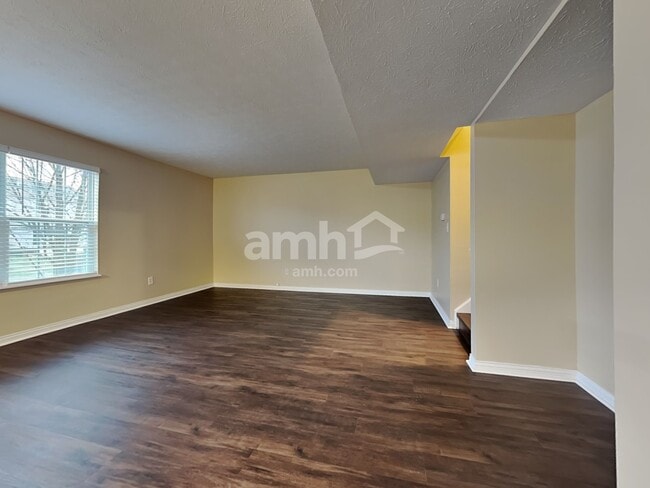 Building Photo - 17937 Cristin Way