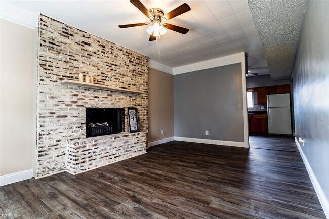 Building Photo - 3 br, 2 bath House - 1703 Chestnut Street