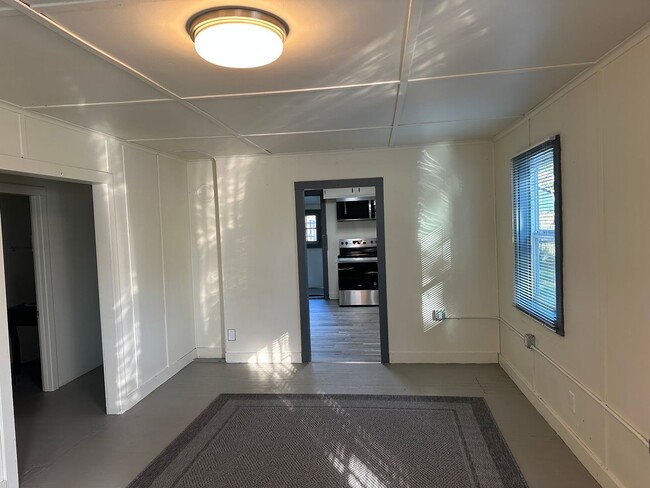Building Photo - Updated 5 bedroom farm house with a large ...