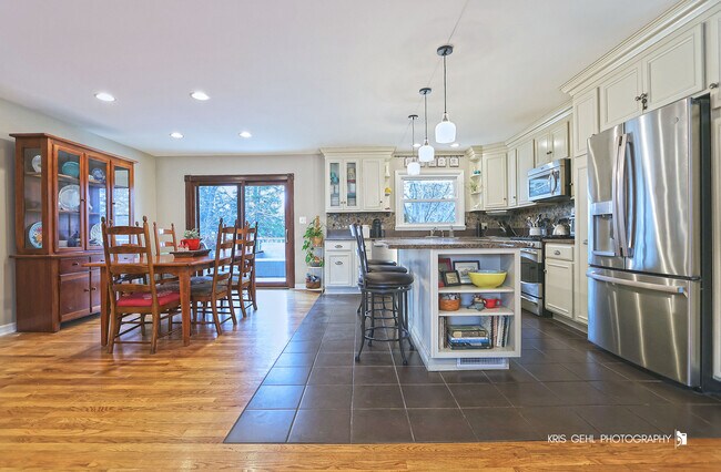 Foto del edificio - 15417 W Fair Ln