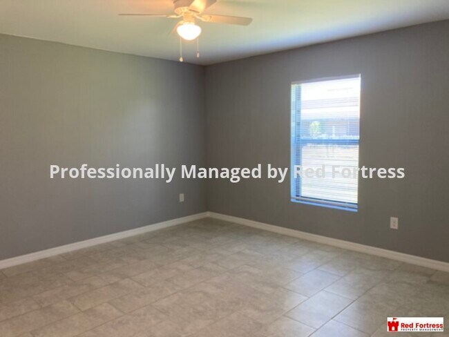 Foto del edificio - 4141 SW 8th Pl