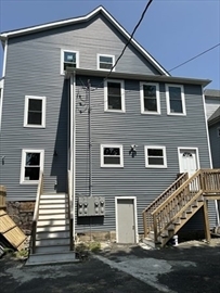 Building Photo - 39 Clarkwood St