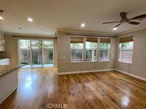Building Photo - 179 Rodeo
