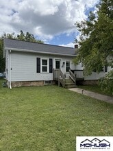 Building Photo - 954 Higgins Ave