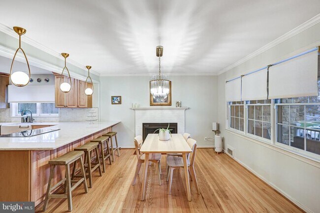 Foto del edificio - 1504 Wake Forest Dr