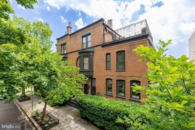 Foto del edificio - 2200 Decatur Pl NW
