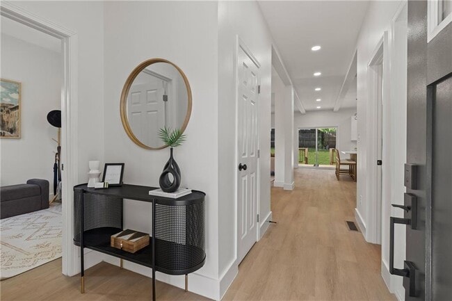 Foto del edificio - 3183 Zion St