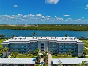 Foto principal - 305 Goodlette-Frank Rd