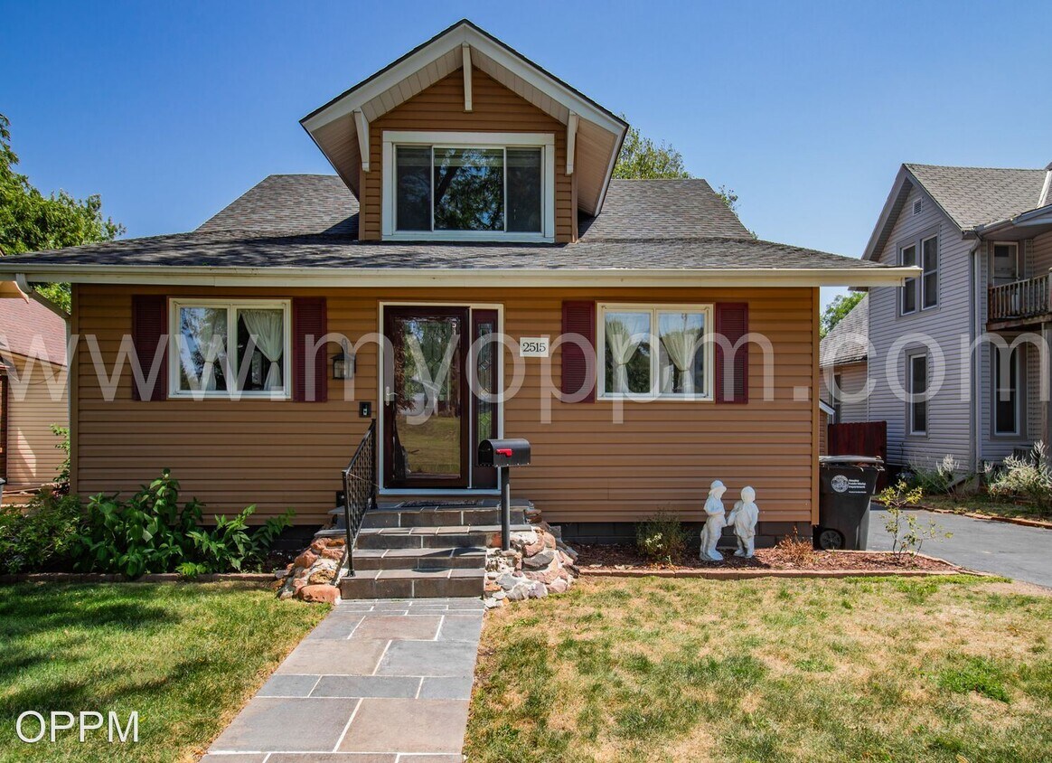2515 Hanscom Blvd, Omaha, NE 68105 - House Rental in Omaha, NE ...