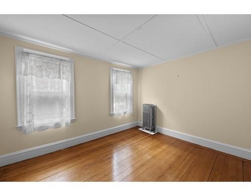 Building Photo - 24 Desmond Ave