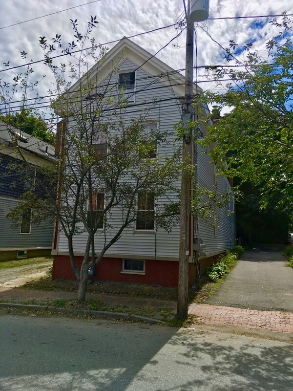 Building Photo - 82 Winter St