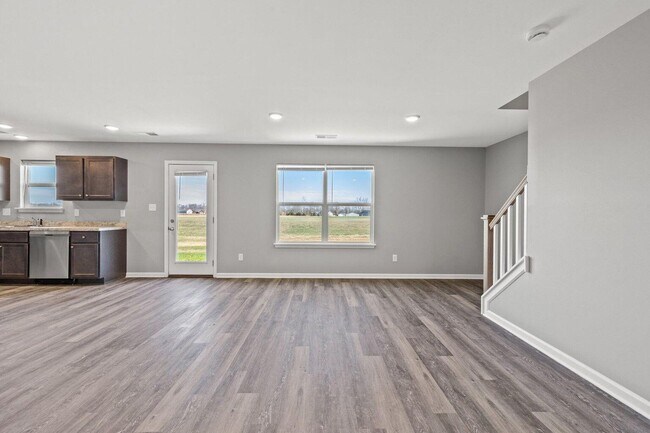 Foto del edificio - 6088 Arbor Wds Way