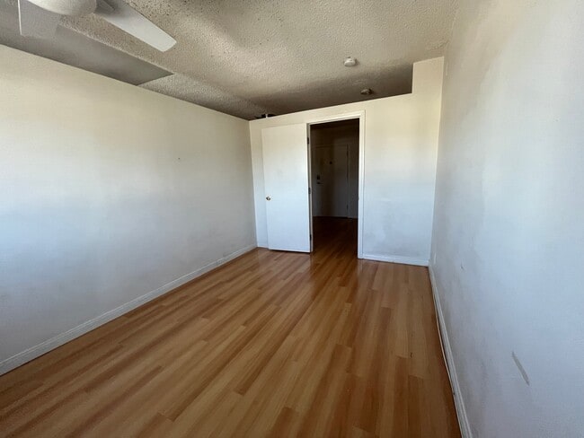 Photo - 4747 S Centinela Ave Apartment