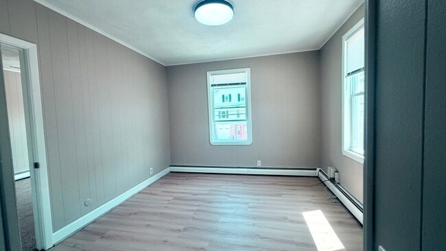 Photo - 1303 Cranston St (Cranston, RI) Apartment