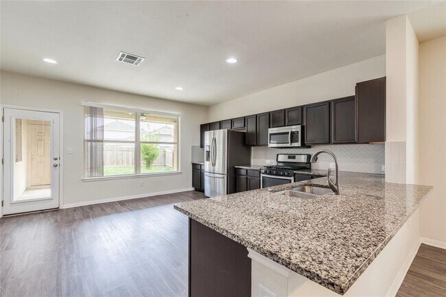 Foto del edificio - 214 Alford St