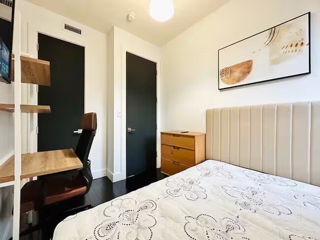 Photo - Furnished room/NOT APARTMENT