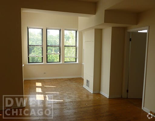 Building Photo - 2337 N Kedzie Blvd
