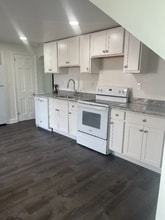 Building Photo - 701 Academy Rd