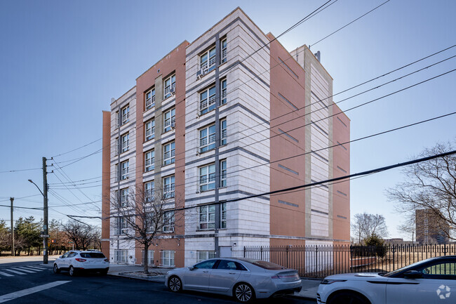 Building Photo - Belmont Gardens