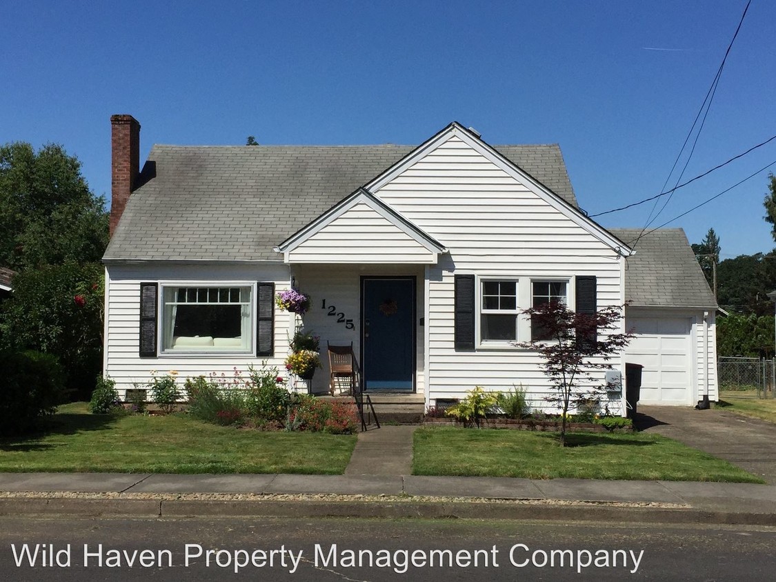 Primary Photo - 3 br, 2 bath House - 1225 NW Yamhill St
