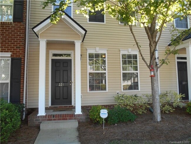 Townhome in Fort Mill - Townhome in Fort Mill